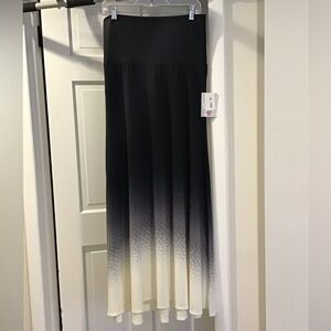 LuLaRoe Black and Cream Gradient Maxi Skirt